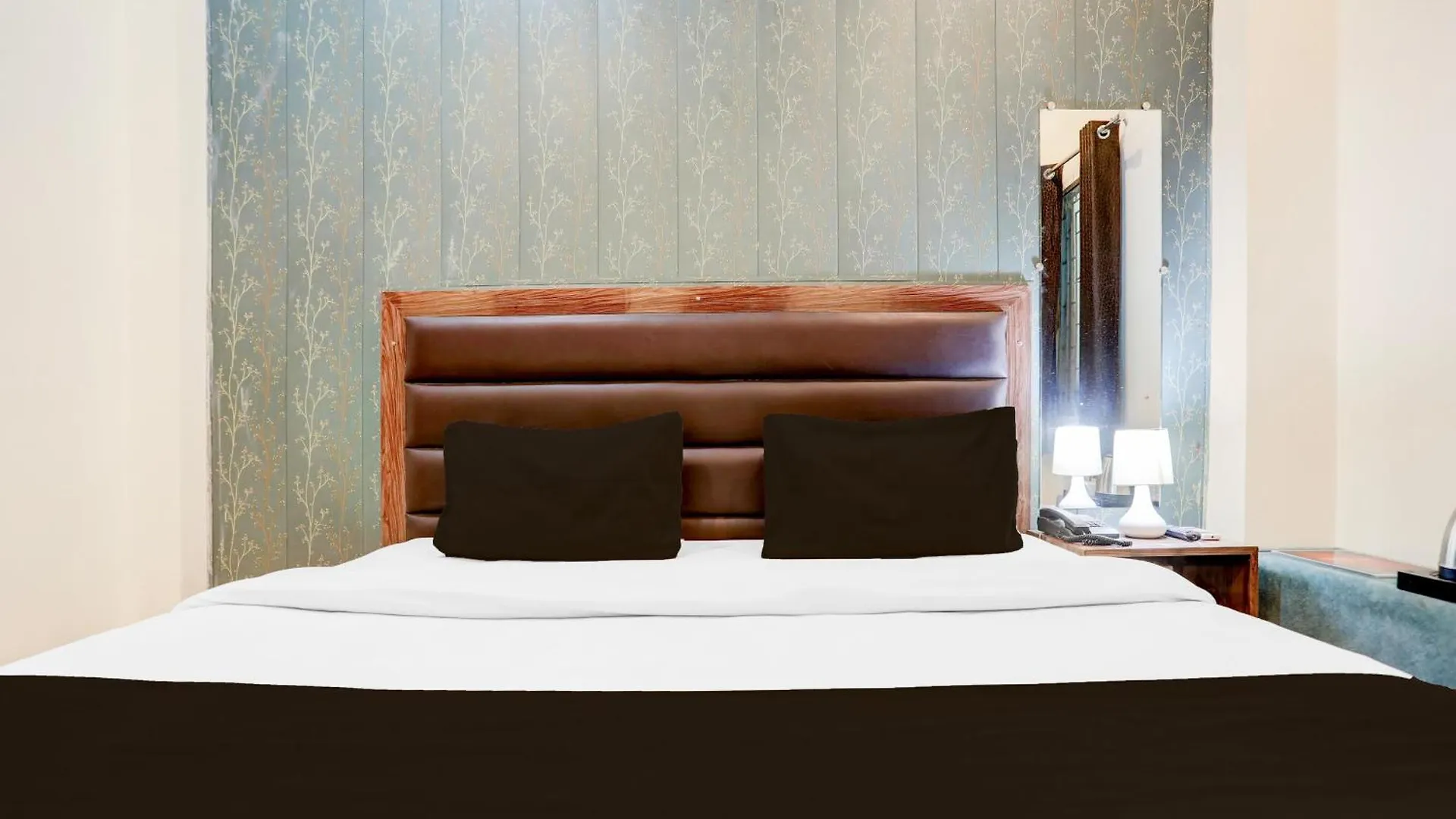 Super Hotel O Sankat Mochan Gandhi Nagar Varanasi